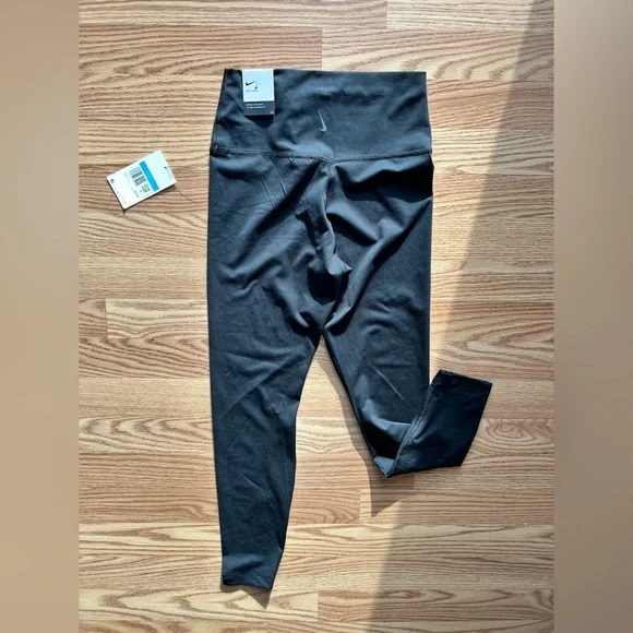 NIKE Dri-Fit Yoga High-Waisted 7/8  Leggings Size M Black - Picture 4 of 8